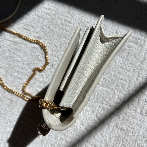 Yves Saint Laurent Sunset Bag - Picture 7 of 13